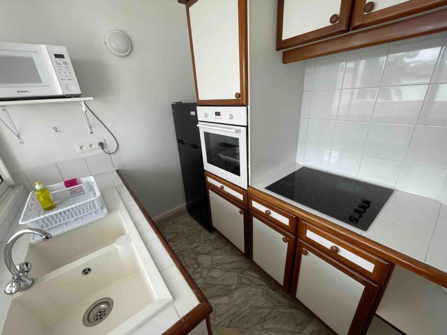Appart adorable proche de la baie orientale, Idolem résidence unité 2 - 57 Rue du Mont Vernon 1 Cul de Sac Extérieur photo
